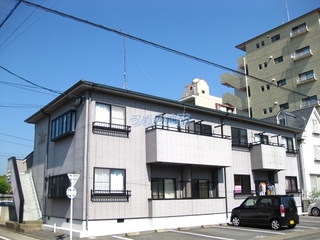 センチュリーハイツ 201号室