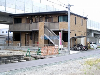 コーポサンローズ 102号室