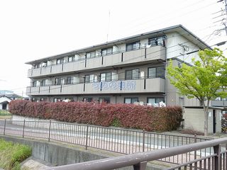 シャンポールB 108号室