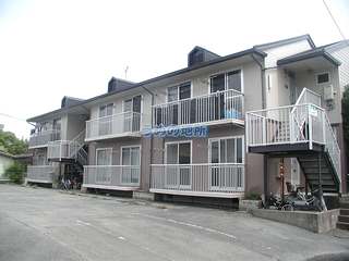 ルミエール77 103号室