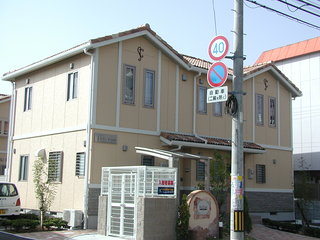 ラフィネ壱番館 102号室