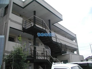 メゾン・ド・アブリール 201号室