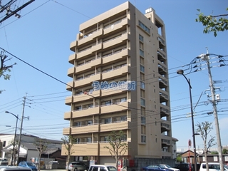 レジデンス高松 302号室