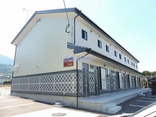 サンマリノ草野B 102号室