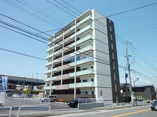 ムーンリバー久留米駅南 101号室