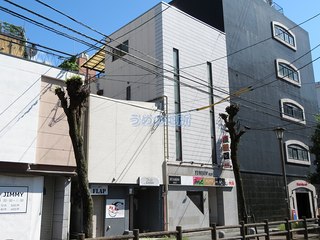雄信ビル 102号室