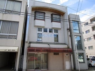 中央ビル 100号室